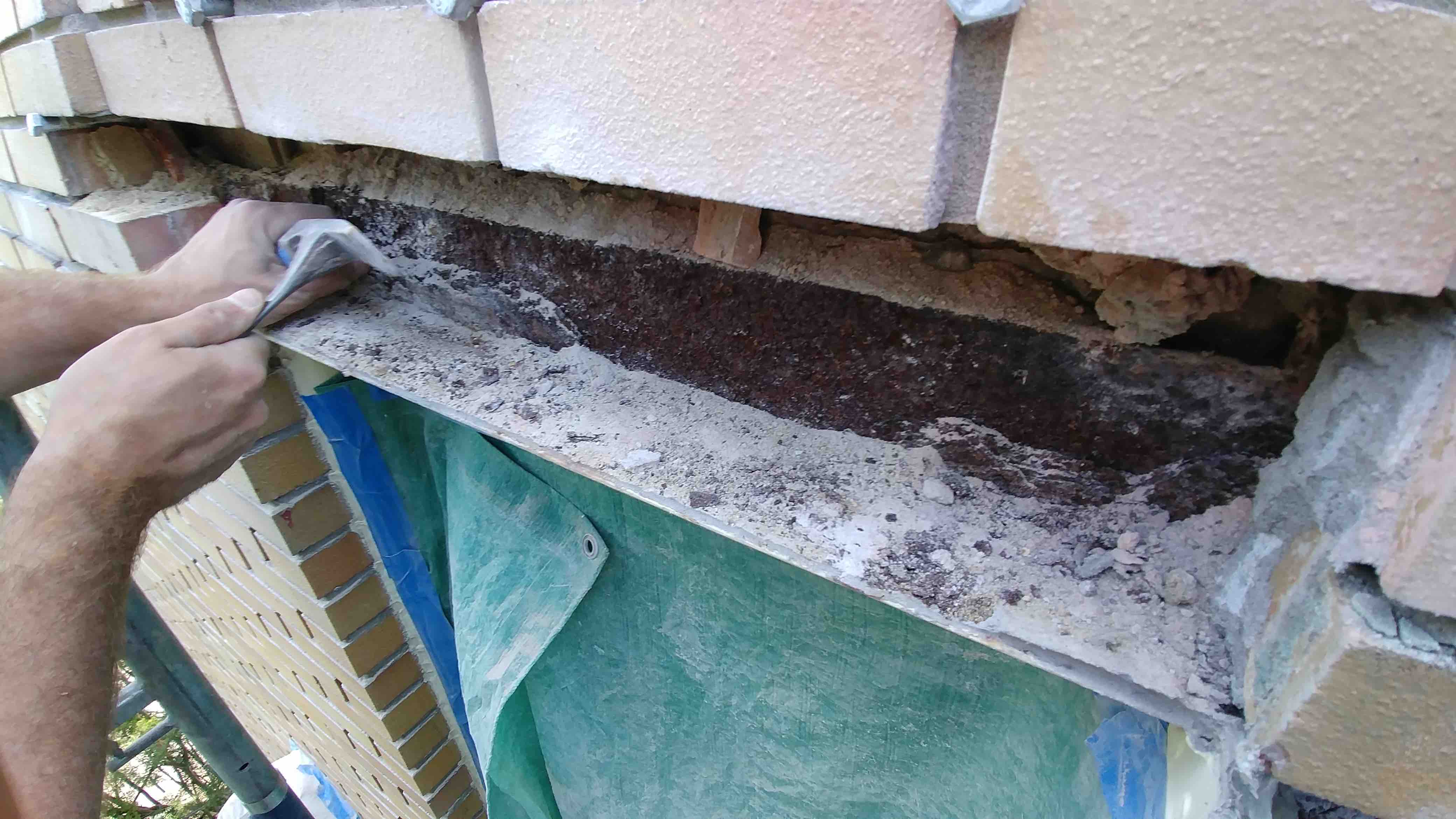 Remplacement de linteau d’acier, fer angle et linteau de béton à Montréal et Laval