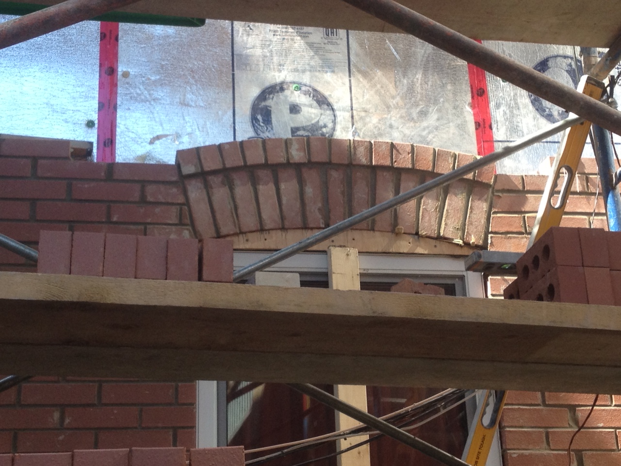 Réparation de mur de briques à Montréal par Guilbec Maçonnerie